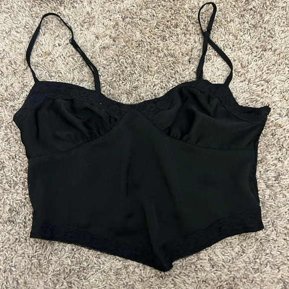 Satin crop top - Picture 1 of 3